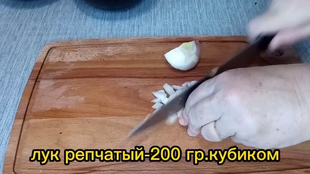 Фаршированная грибами курица, запечённая в духовке/Фаршируем курицу. смотреть онлайн