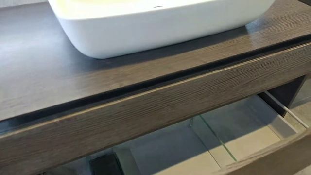 Villeroy Boch ARTIS 417258R1 washbasin 58 sm раковина на столешницу Виллерой Бош Артис 58 см смотреть онлайн