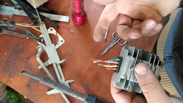Как подключить реле зарядки на мопед. смотреть онлайн