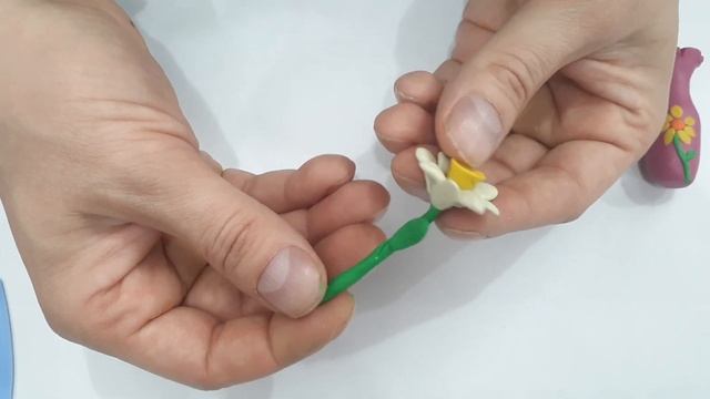 Лепим Цветы. Тюльпаны и Нарциссы из Пластилина. Видео Лепка у Романа. смотреть онлайн