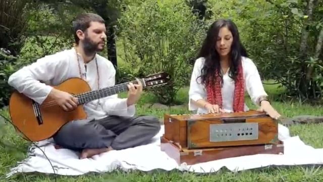 Sat Nam Wahe Guru Mantra смотреть онлайн