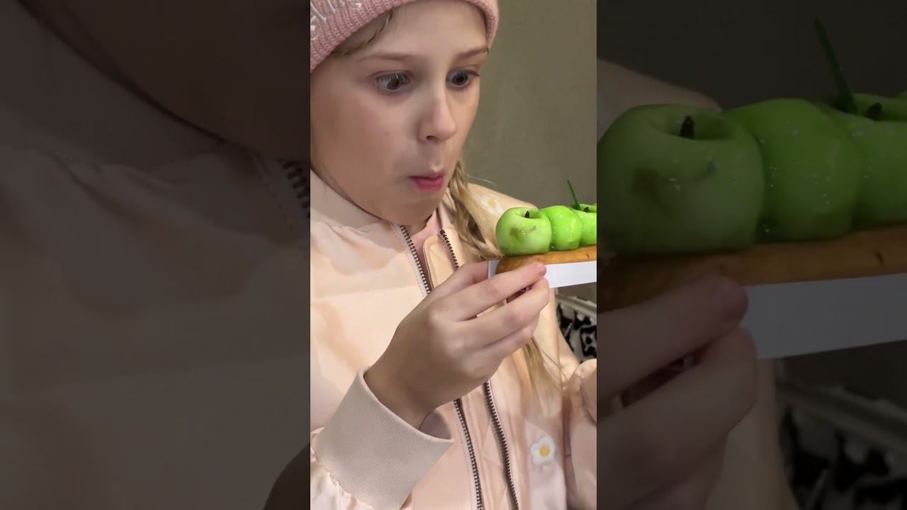 Дочки выбрали самый странный десерт! смотреть онлайн