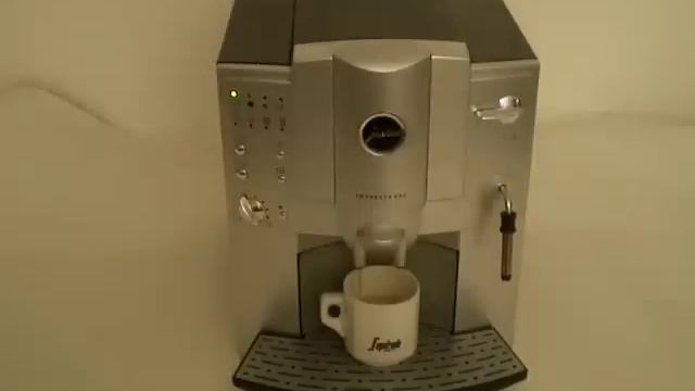 JURA Impressa E55 Kaffeemaschine Kaffeevollautomat Espressomaschine смотреть онлайн