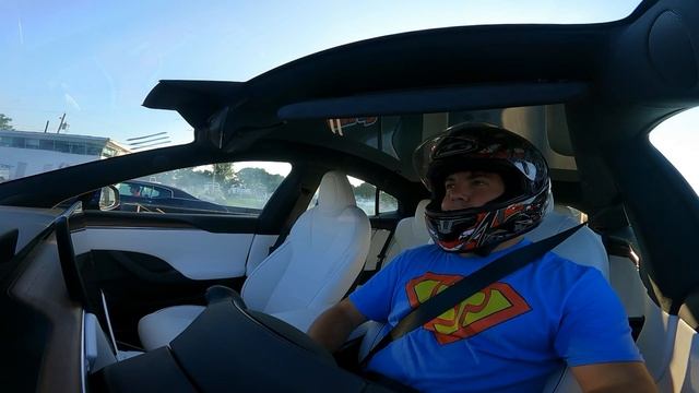 Tesla Plaid Is Silent But Deadly At The Track! смотреть онлайн