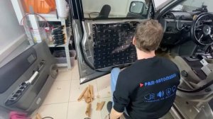 Установка акустики и аудиоподготовка дверей Nissan X-Trail T30