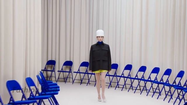 Неделя моды Нина Риччи осень-зима 2021-2022 в Париже Nina Ricci Fall-Winter Paris Fashion Week смотреть онлайн