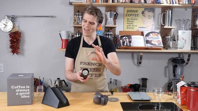 Hario Coffee Grinder vs Crushgrind Brazil - Manual Burr Coffee Grinders Overview and Comparison смотреть онлайн
