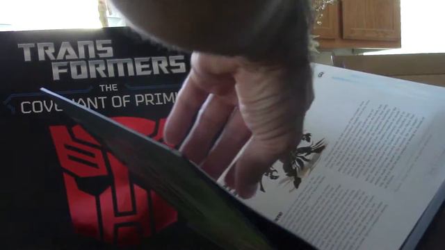 Updated Review of the Transformers Book : The Covenant Of Primus смотреть онлайн