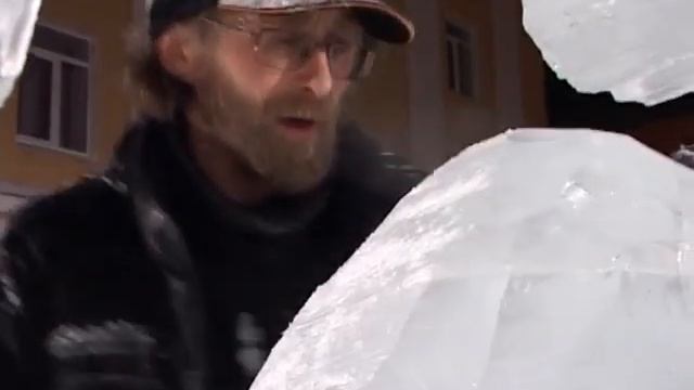 Бешеная пила. Ледовые скульптуры смотреть онлайн