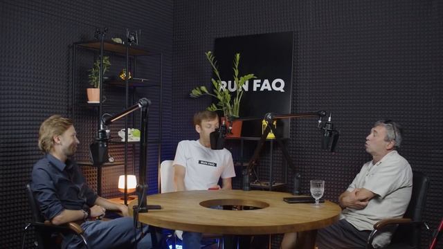 Искандер Ядгаров и Михаил Монастырский. Как пробежать полумарафон? S1E1 #бег #лёгкаяатлетика #совет смотреть онлайн