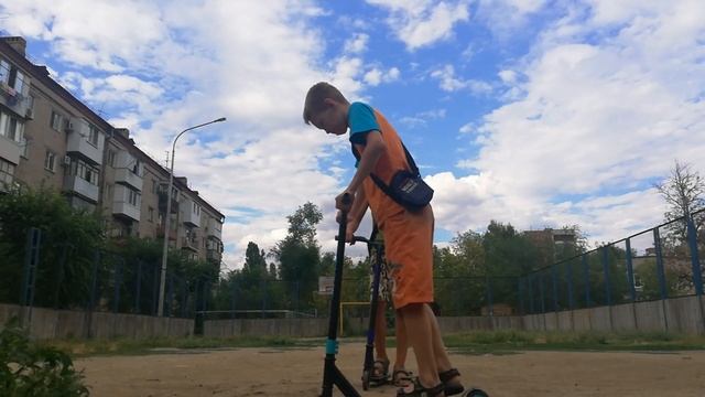 Первое видео, как научится делать "Банихоп" смотреть онлайн