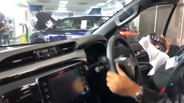 Live สด : เปิดตัวครั้งแรกในโลกรุ่นปรับโฉม TOYOTA HILUX REVO & FORTUNER 2020 смотреть онлайн