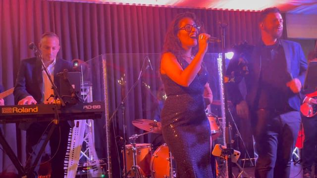 Beyoncé - Love On Top | Live Showband Cover | SoulStation Orchestra | Montreal смотреть онлайн
