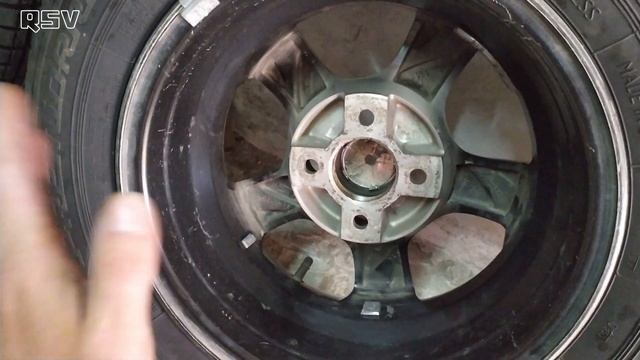 Прежде чем балансировать колёса, посмотри это видео до конца!! Для чего на шинах разноцветные точки смотреть онлайн