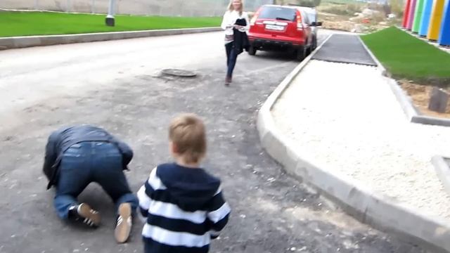 Вадим Демчог издевается над ведущим мероприятия :)))