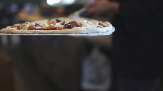 Wood-Oven Pizza | Hearthstone смотреть онлайн