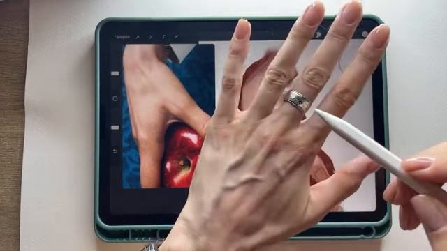 Открытый урок: рисуем руку с яблоком смотреть онлайн