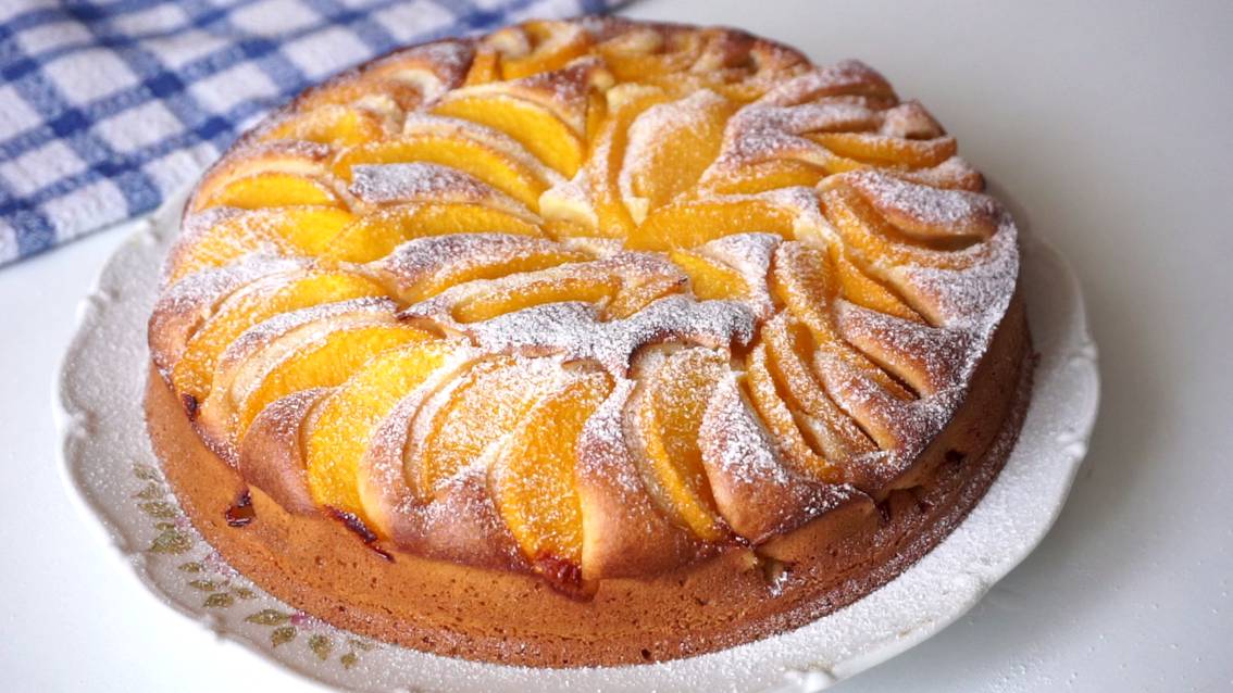 Очень вкусный и простой пирог с персиками/Вкусно и просто смотреть онлайн