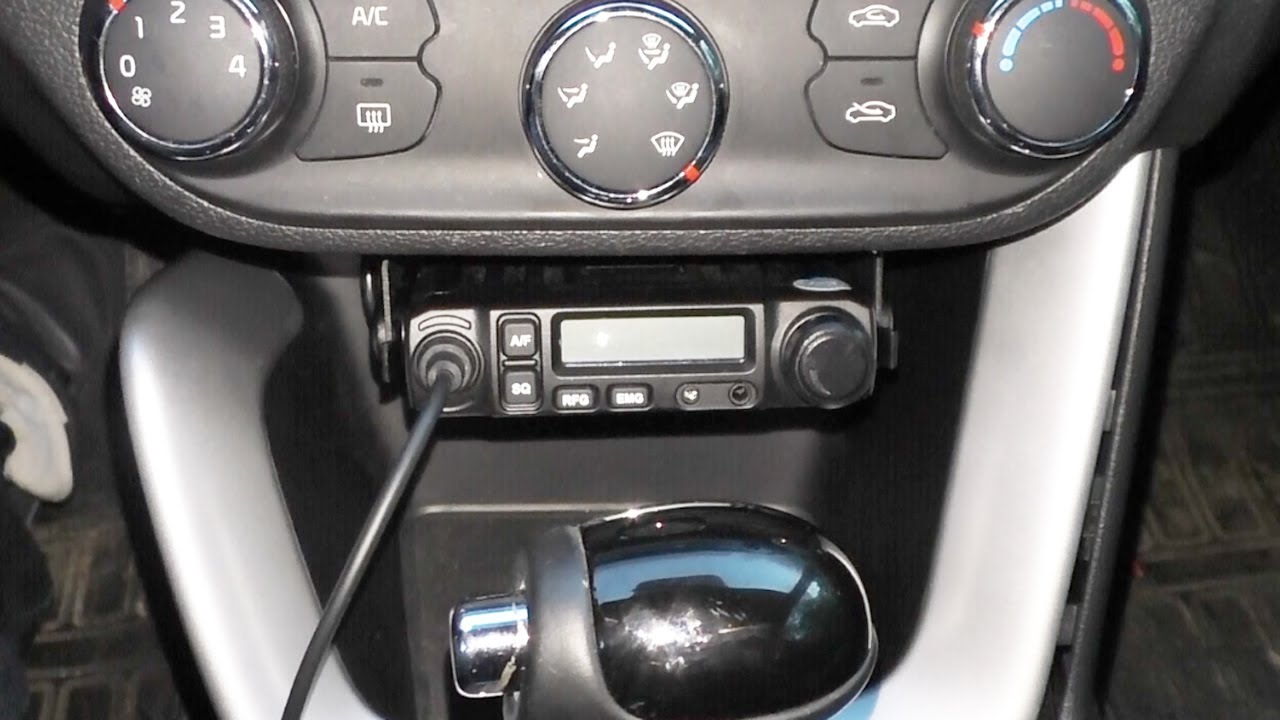 Как я рацию в машину устанавливал Midland M-mini и ML-145 смотреть онлайн