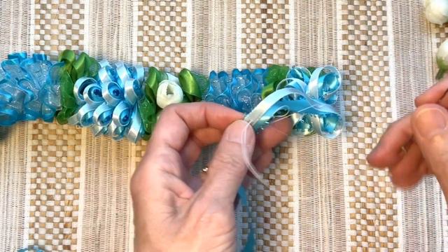 How To Make Blue Plumeria Pikake Flower Ribbon Lei смотреть онлайн