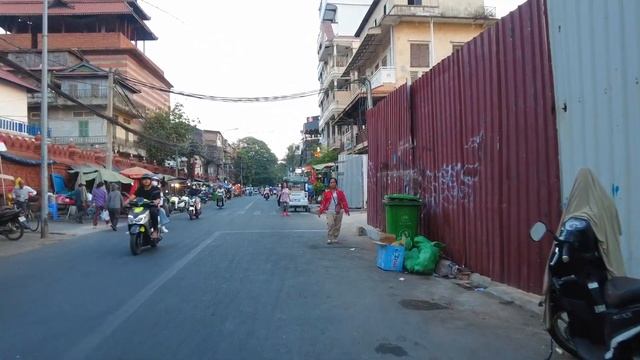 Enjoy The Walking Tour In Cambodia, Street Scene, Relaxing & More | The Walk Street смотреть онлайн