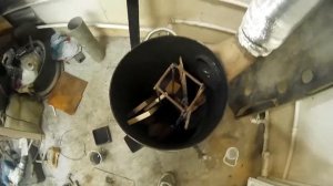 Печь на отработанном масле из газового балона с турбо наддувом и водяным контуром работает на дрова