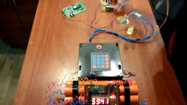 Bomb with a timer смотреть онлайн