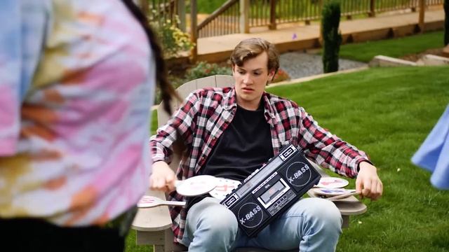 Haschak Sisters - Sister Sister (Music Video) смотреть онлайн