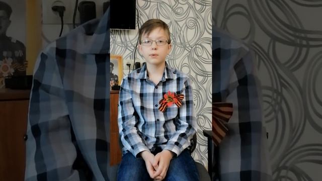 Ты помнишь, Алеша, дороги Смоленщины К Симонов Читает Тимофей Родин 12лет смотреть онлайн