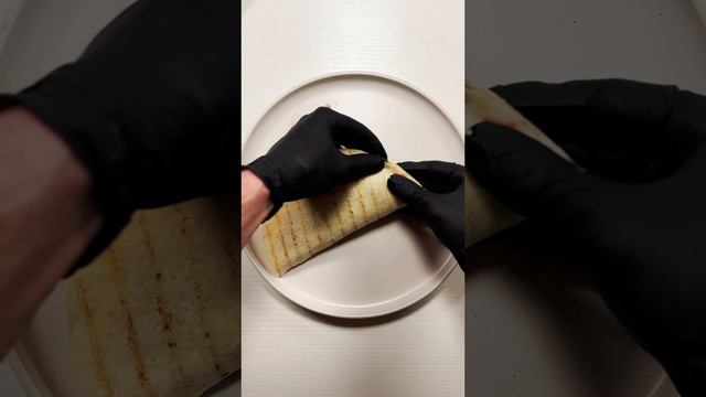 Пичча-нон с сыром, кинзой и томатами