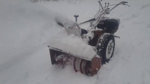 Мотоблок мтз с двигателем Лончин 192f 17лс и снегоуборочником Мобил К