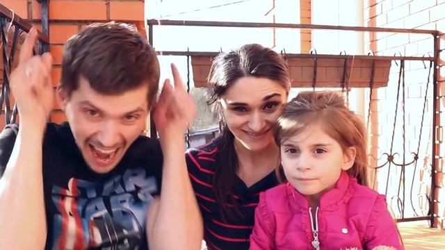 Emoji challenge / Эмодзи челлендж : Повтори смайлик смотреть онлайн