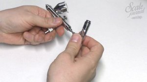 Как смазать аэрограф. Работа с аэрографом. Уход за инструментом.