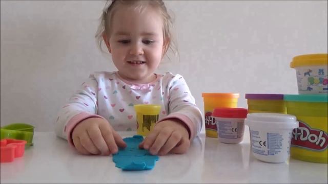 Play-Doh Лепим животных и фигуры из пластилина Making animals and figures смотреть онлайн