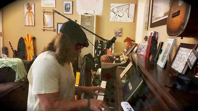 Tom Freund - Wharf Rat - Jerry Garcia & Robert Hunter смотреть онлайн