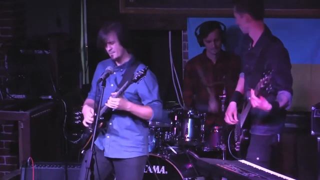 Играем Maze в Docker-G Pub смотреть онлайн