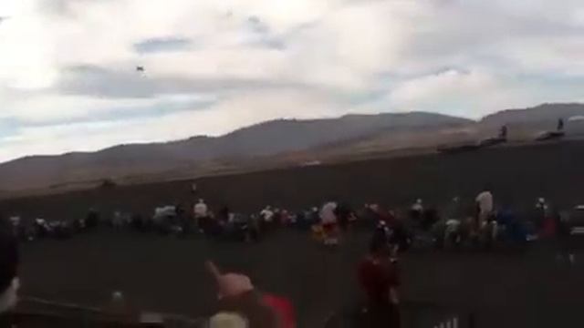 Airplane crash at Reno air races 2011 Friday.flv смотреть онлайн
