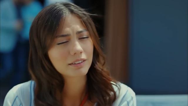 Kasların Gerçek Mi Silikon Mu? - Erkenci Kuş смотреть онлайн