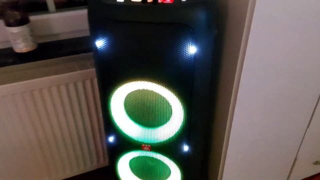 JBL Partybox 1000 New Lightshow ?? смотреть онлайн