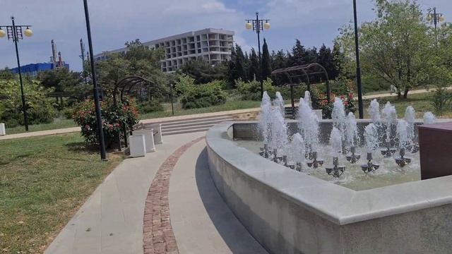 Красота из роз в нашем парке Победы! Севастополь. Крым смотреть онлайн