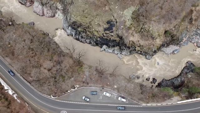 Видео 1. Адыгея Горная река (Mountain river) смотреть онлайн