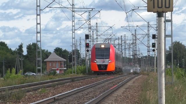 ЭС1-031 "Ласточка" летит сообщением Нижний Новгород - Москва смотреть онлайн