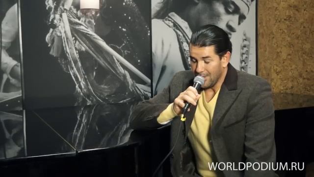 Поздравление с 8 марта от Александра Ломинского!