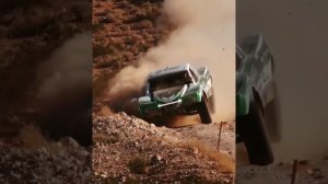 ГОНКИ В ПУСТЫНЕ