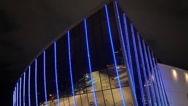 Архитектурная подсветка Кузбасс Арены-многофункциональная арена в г.Кемерово. смотреть онлайн