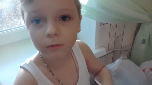 Пробую коктель и мороженое сникерс!!!☺ смотреть онлайн