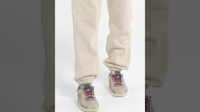 Nike Sportswear Essential CollectionWomen's Fleece Pants$37.97Discounted from$6036% off смотреть онлайн