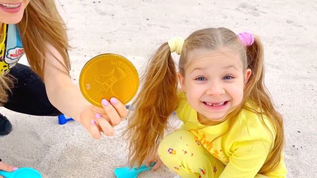 Diana y mamá se divierten juntas: ¡día de mamá e hija! смотреть онлайн