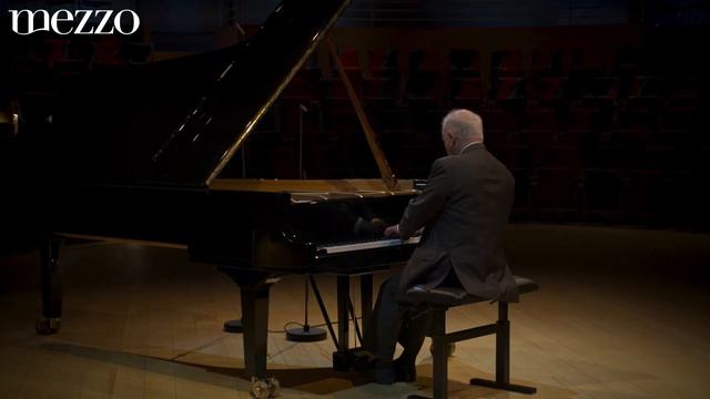 Daniel Barenboim 80 - Daniel Barenboim plays Beethoven's Piano Sonata Op.109 смотреть онлайн
