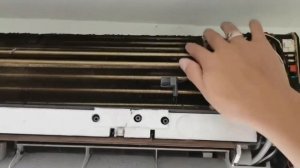 Cleaning TCL Split type 1HP Aircon